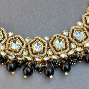 Sana Kundan Necklace Set - Black