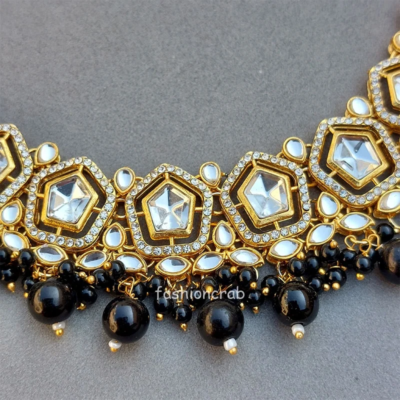 Sana Kundan Necklace Set - Black