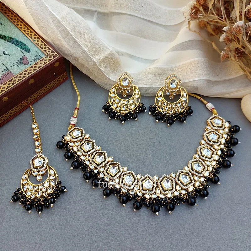 Sana Kundan Necklace Set - Black