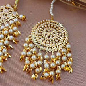 Sonam Bajwa Jewellery Set - White