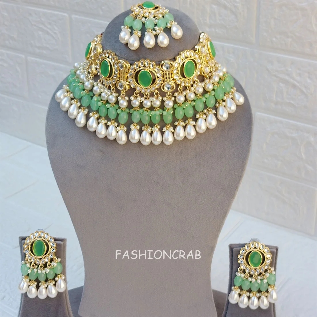 Light Green Choker Necklace