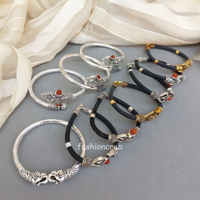 5 Assorted Bracelet Combo for Men - Silver 5 Assorted Bracelet Combo for Men - Silver
