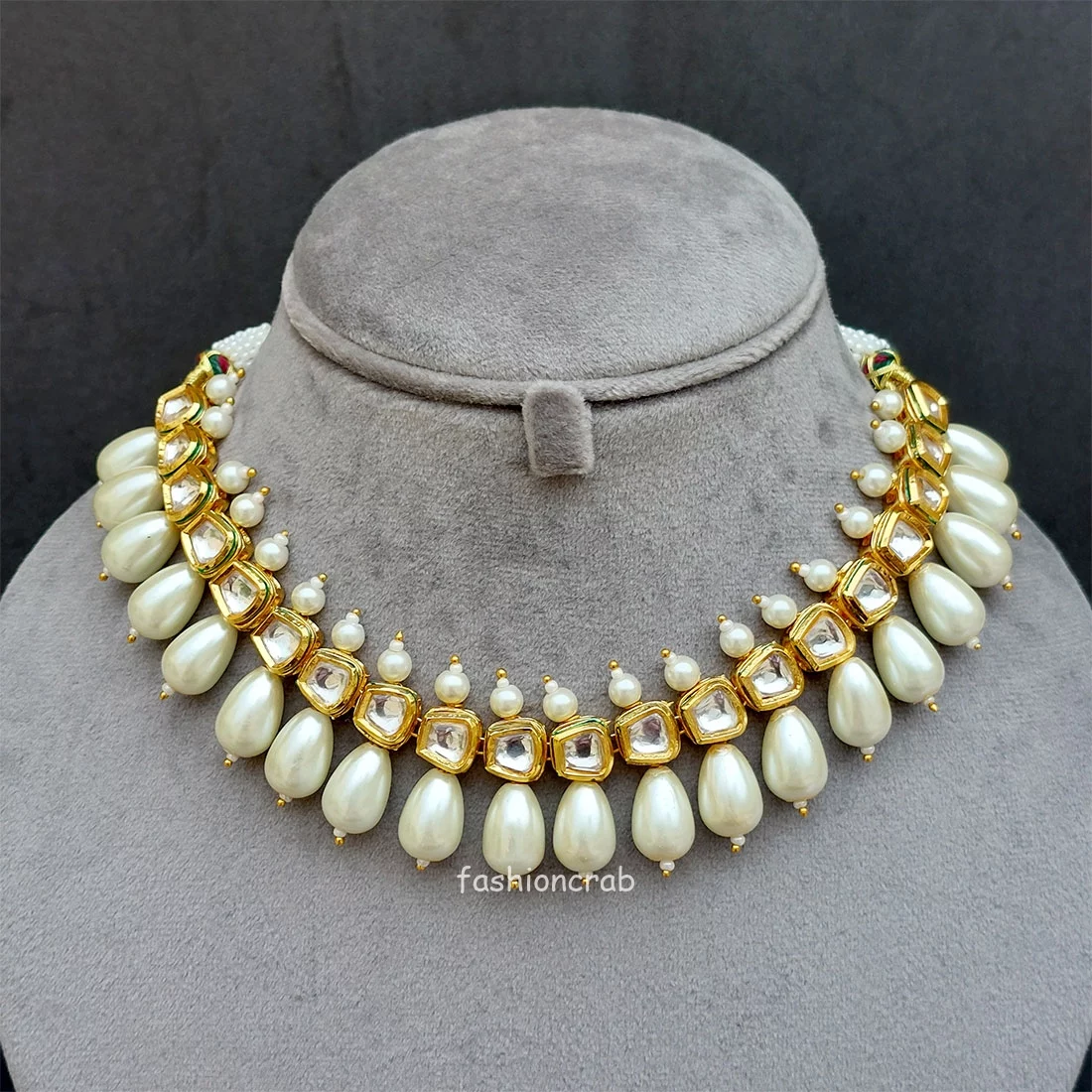 Aalizah Kundan Jewellery Set