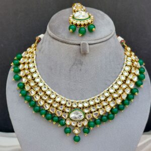 Sakshi Green Kundan Necklace