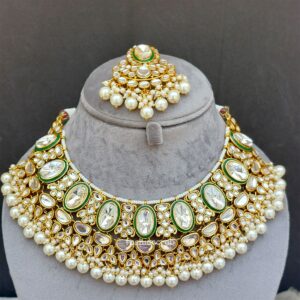 Sakshi White Kundan Necklace