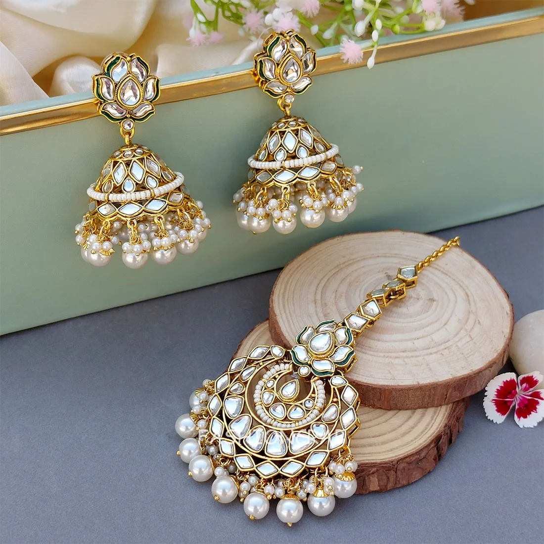 Aaliya Maangtikka and Earrings Set - White