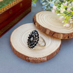 Alice Cocktail Ring - Black