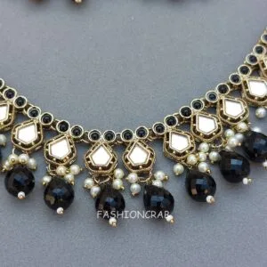 Gauri Mirror Necklace - Black