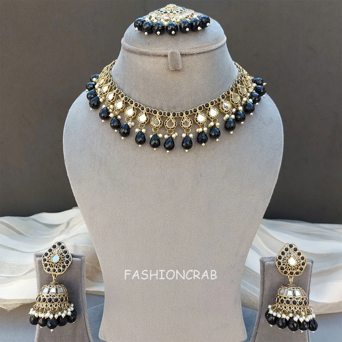 Gauri Mirror Necklace - Black