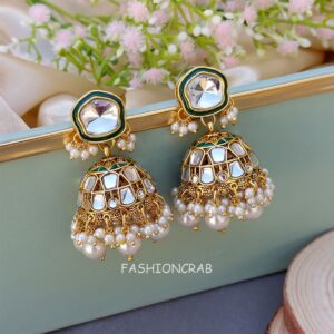 Gurleen Maangtikka with Earrings - White