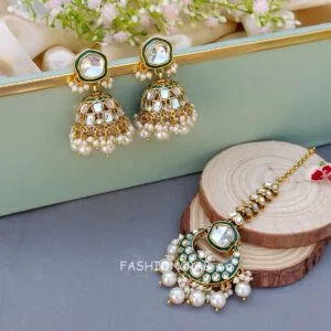 Gurleen Maangtikka with Earrings - White