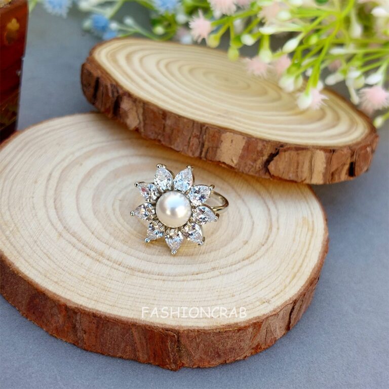 Hazel AD Pearl Ring