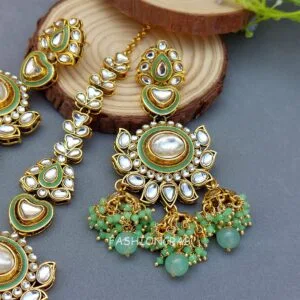Ishira Kundan Earrings and Maangtikka - Green