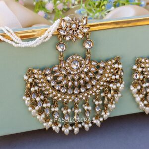 Meera Chandbali Earrings - White