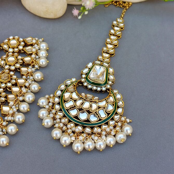 Neesha Traditional Jewellery Set - White