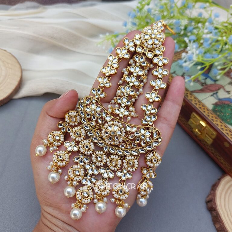 Noor Kundan Passa Tikka