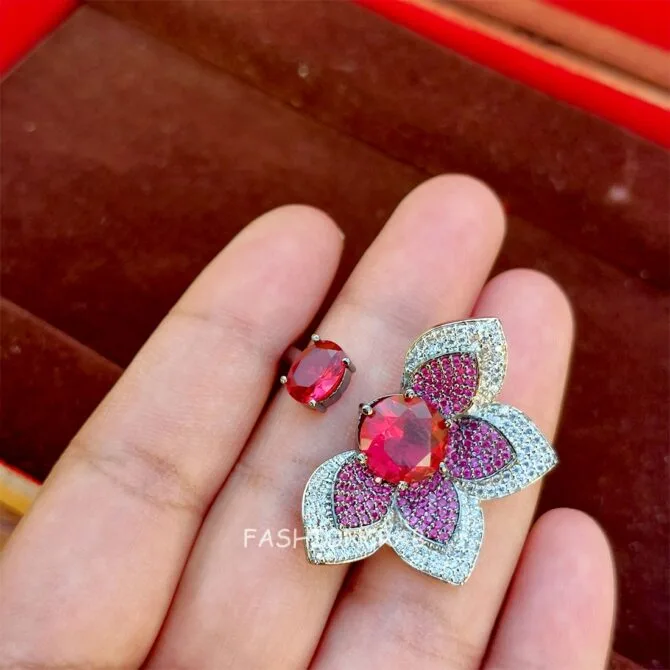 Olivia Big Cocktail Ring
