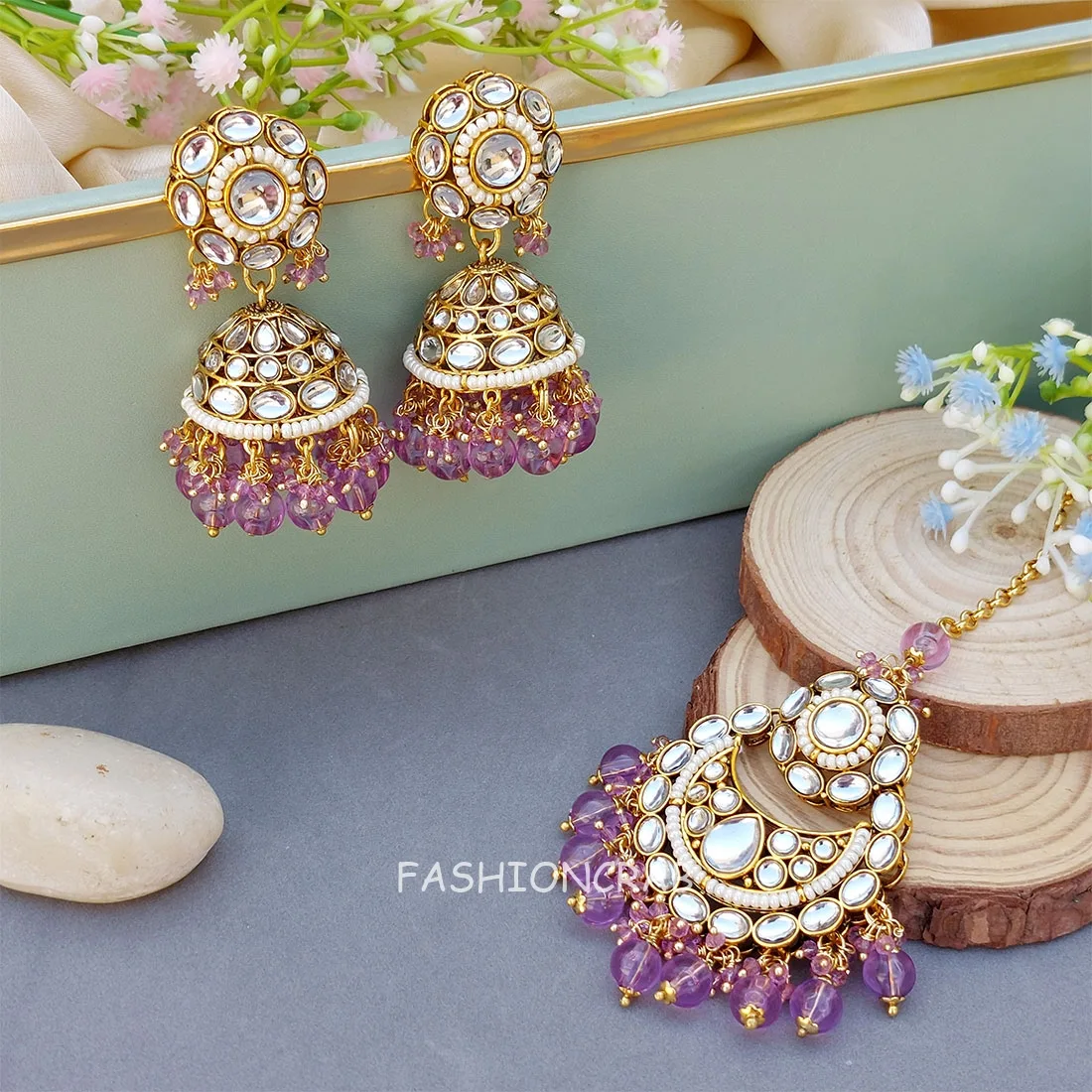 Rihanna Maangtikka with Earrings - Lavender