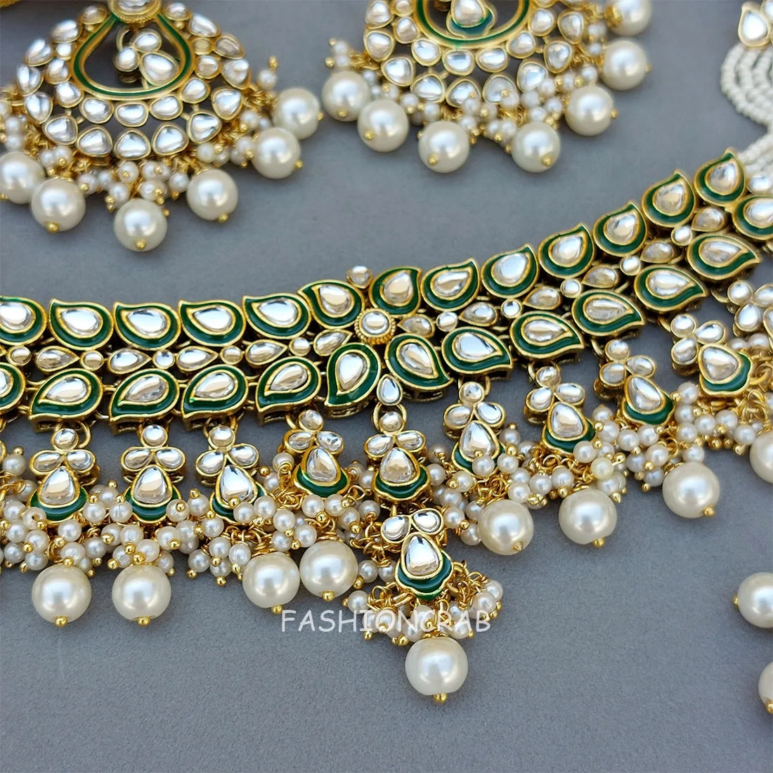 Ruchika Kundan Choker Set
