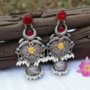 Vismaya-Brass-Earrings-Maroon-04