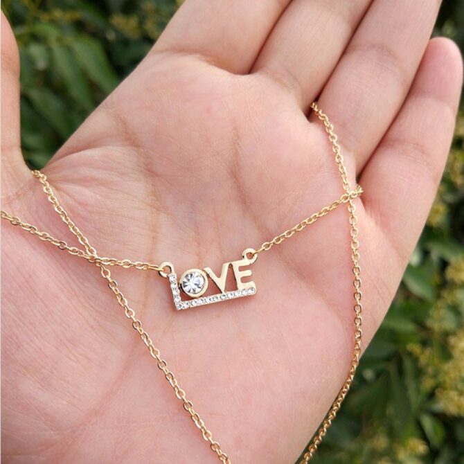 Love Pendant Chain for Girlfriend-07 Love Pendant Chain for Girlfriend