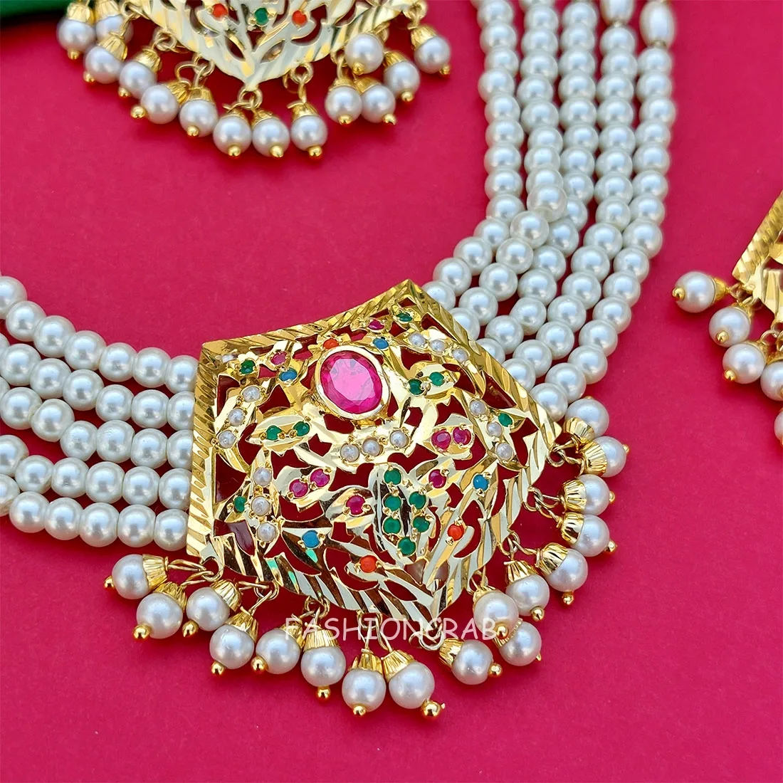 Surveen Jadau Jewellery Multicolor