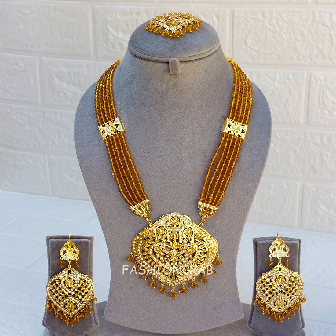 Katrina Long Necklace Golden
