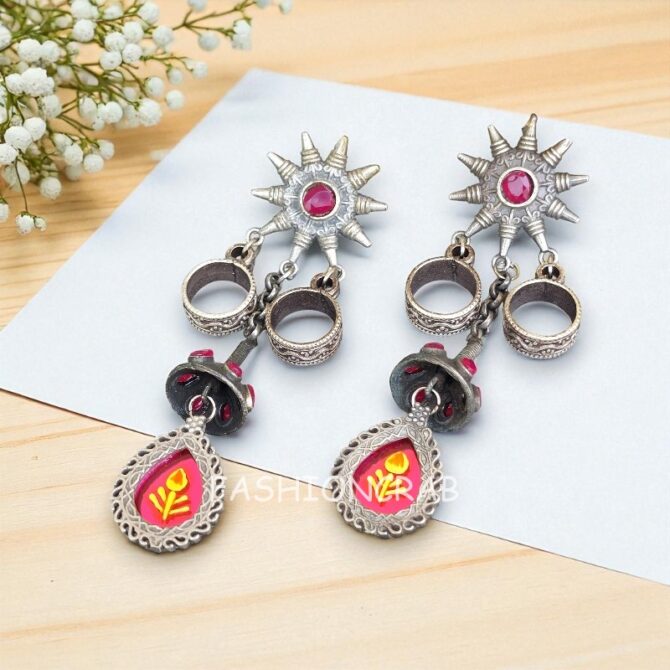 Amy Brass Earrings - Pink