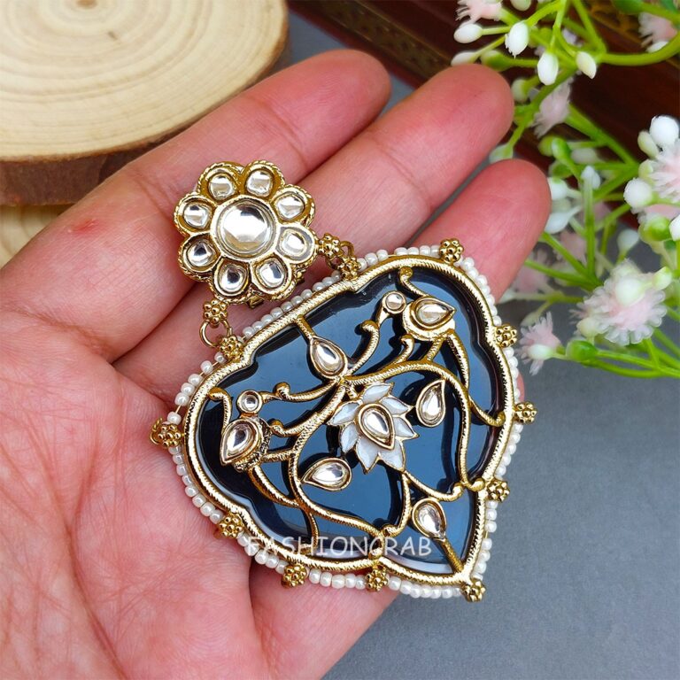Jiyana Kundan Earrings Blue