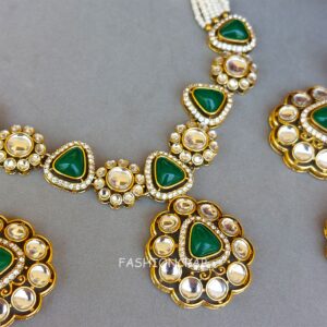 Kareena Green Kundan Set