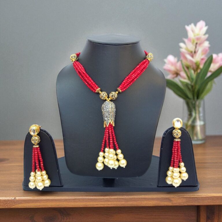 Kundan Jewellery for Maroon Lehenga