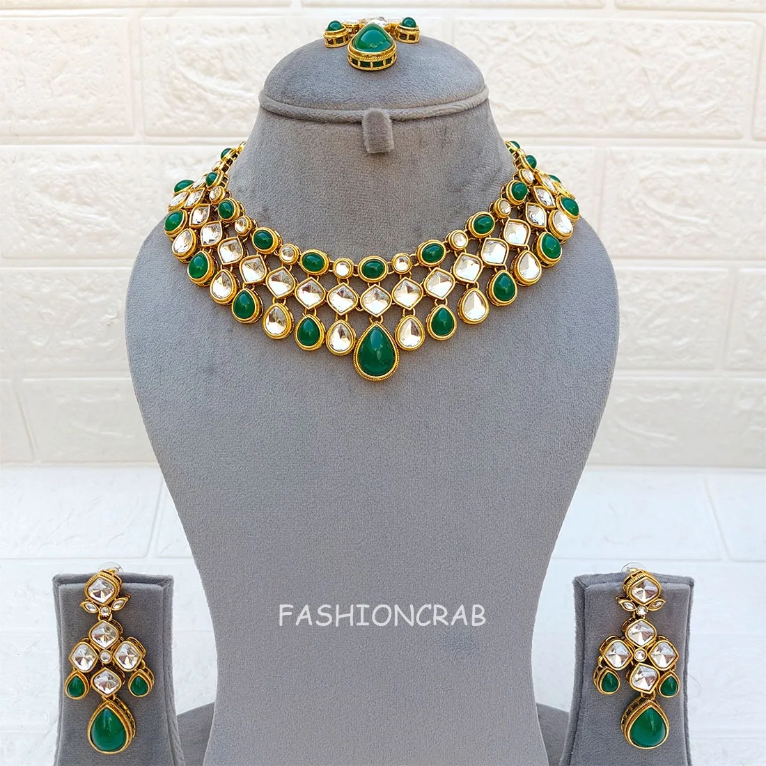 Kundan Necklace for Green Saree