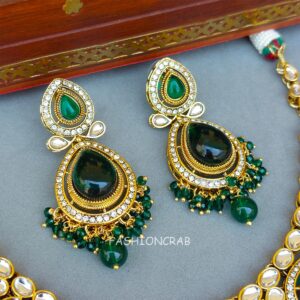 Tanishka Kundan Jewellery Set Green