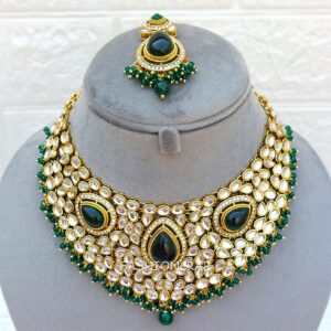 Tanishka Kundan Jewellery Set Green