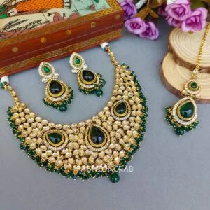 Tanishka Kundan Jewellery Set Green