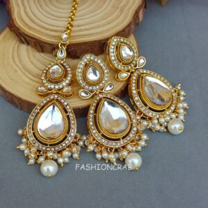 Tanishka Kundan Jewellery Set White