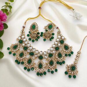 Green Kundan Jewellery Set for Wedding