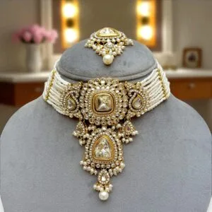 White Pearl Kundan Jewellery Set