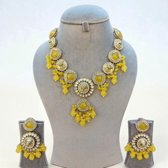 Inayat Kundan Necklace – Yellow